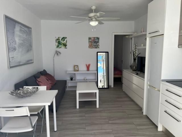 Apartment 14 Ocean *